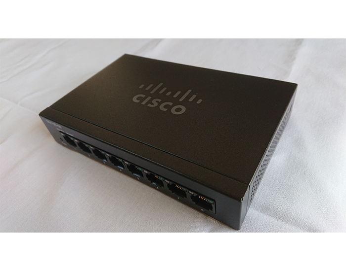 Cisco スモールビジネス スイッチ - 　 SG110D-08-JP　大きさ